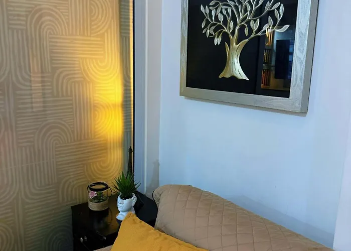 Aparthotel The Warm By Anc At Azure Manila